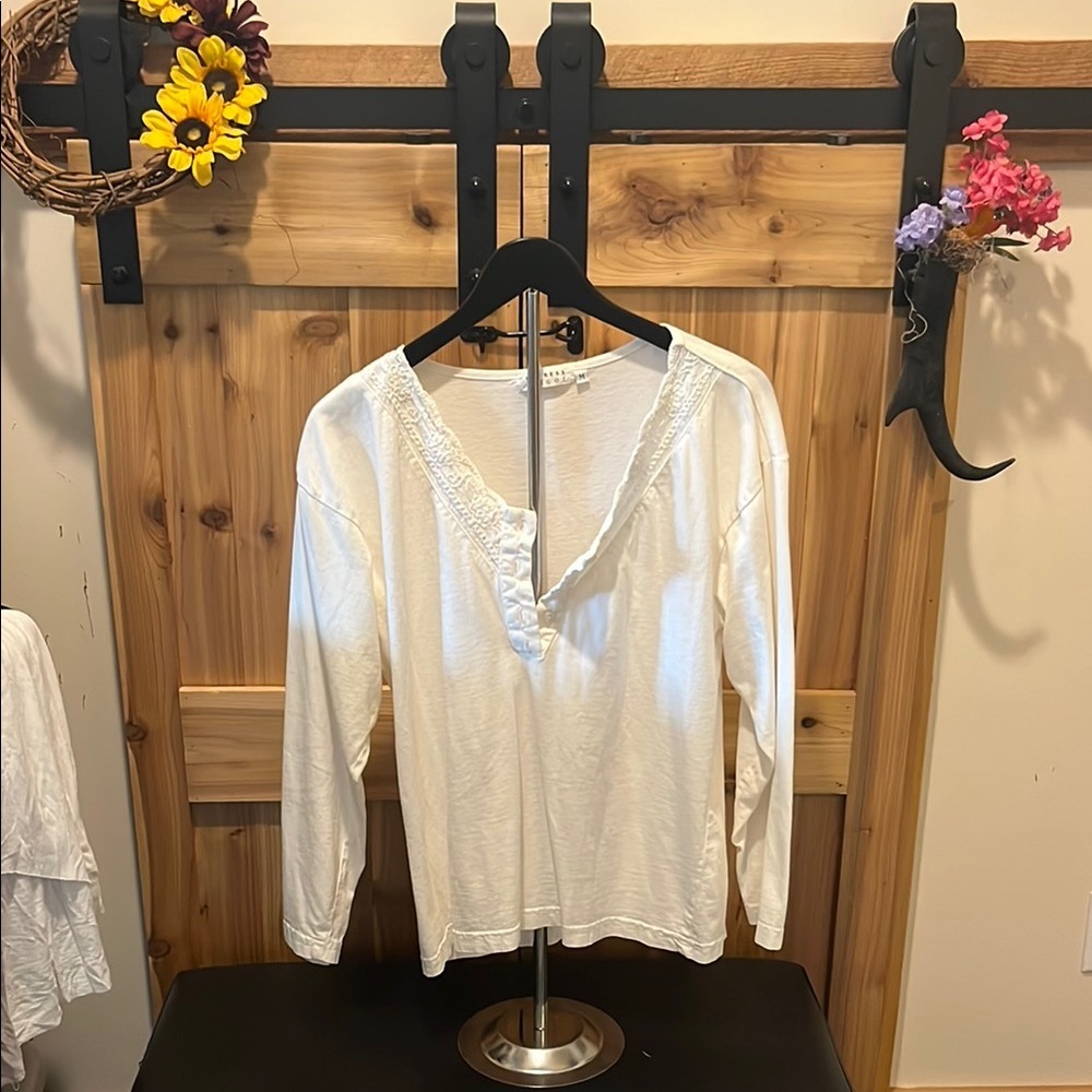 Express White Lace V-Neck Blouse